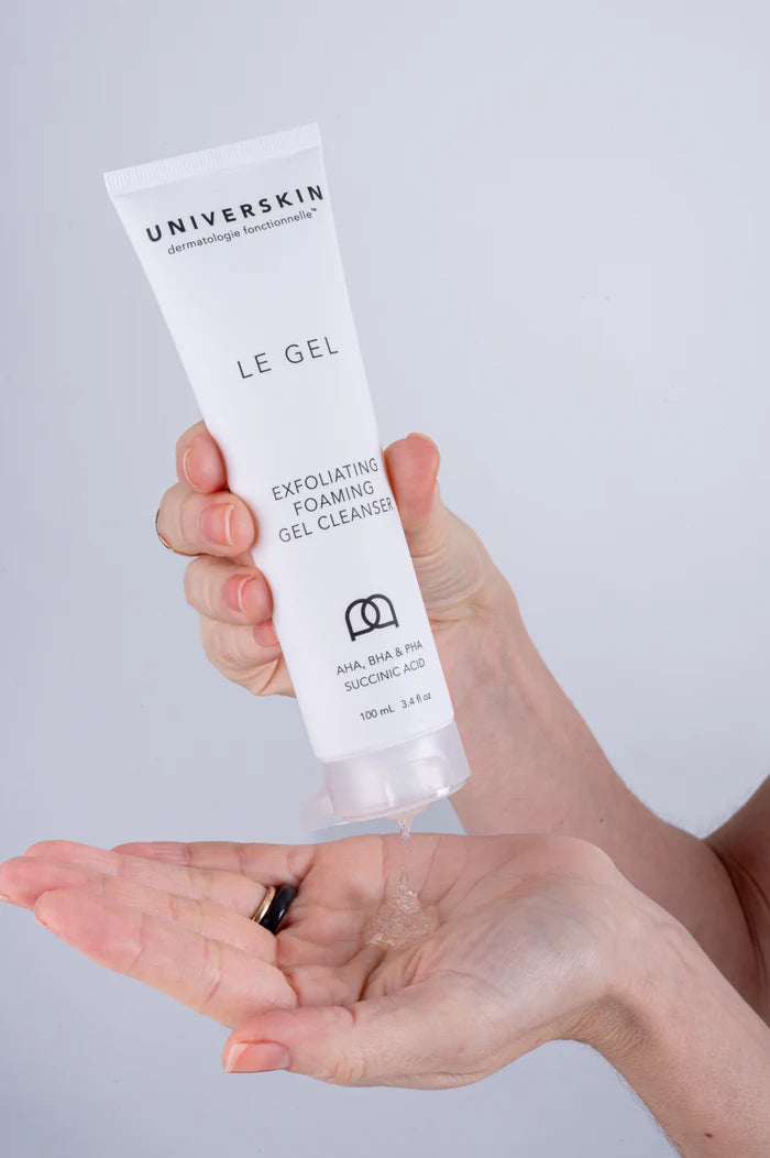 Universkin The Gel - Exfoliating Foaming Gel Cleanser